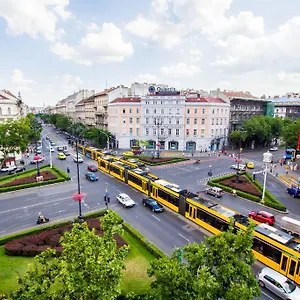 Vandrarhem Avenue, Budapest